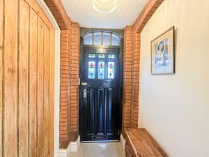 Photo 21- click for photo gallery